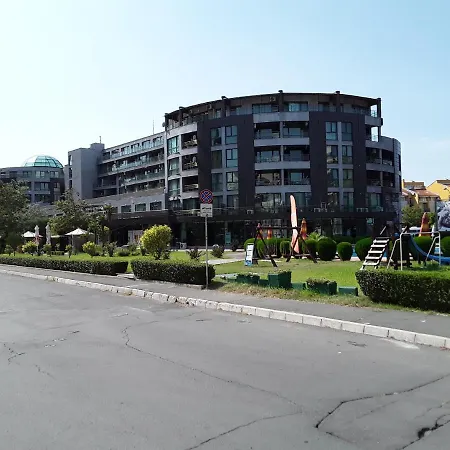 Plaza 17 * Слънчев бряг